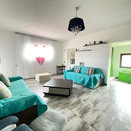 H 51 Family House - Puntocasabudoni بيت للعطل *
